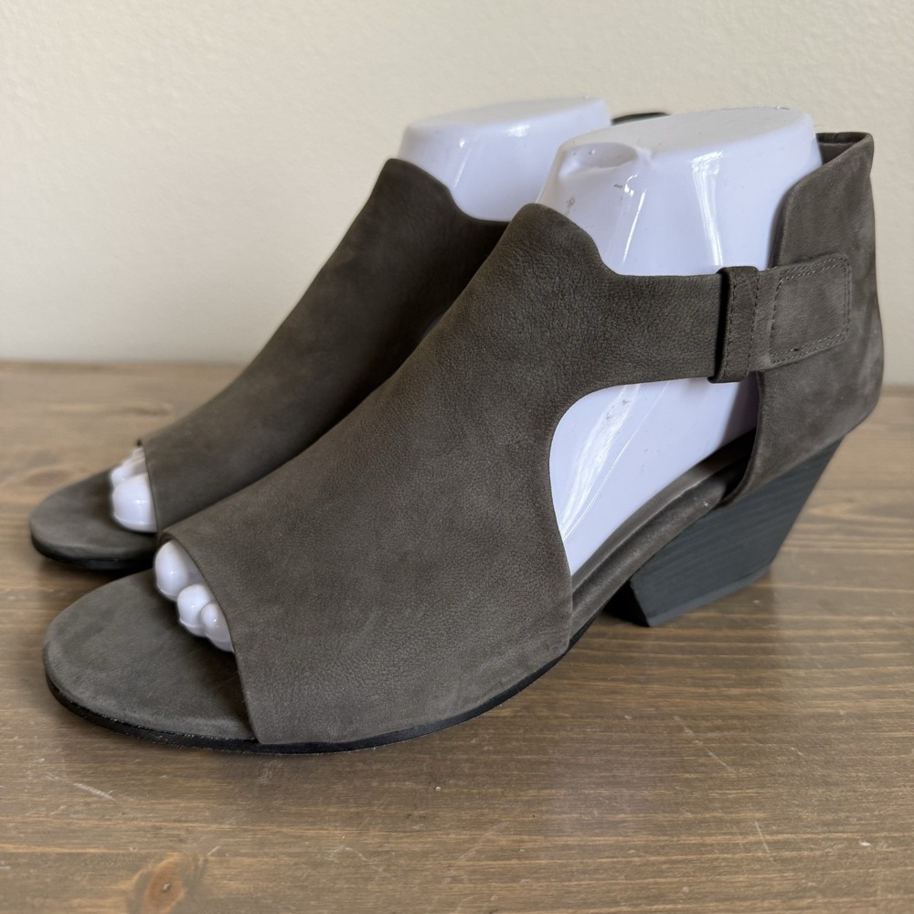 Eileen Fisher Womens 8 Grey Iris Open Toe Cut Out Heels Sandals